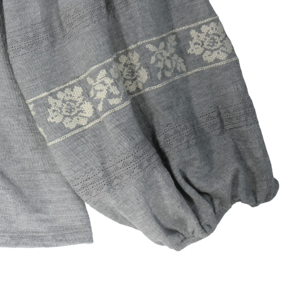 Time and Tru Embroidered Knit Top Womens XL Heathered Gray Boho Hippie Peasant - Picture 5 of 8